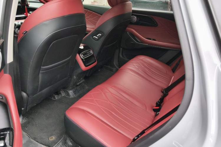 Used EXEED Stellar 2023 400T Two-Wheel Drive Comfort Edition Left Rear Seat