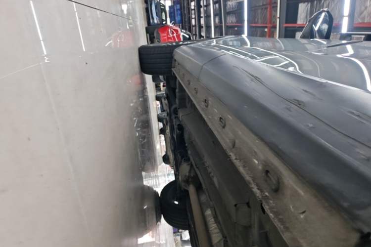 Used EXEED Stellar 2023 400T Two-Wheel Drive Comfort Edition Left Side Sill
