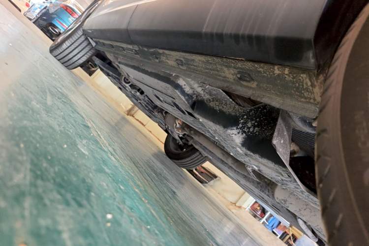 Used EXEED Stellar 2023 400T Two-Wheel Drive Luxury Edition Left Side Sill