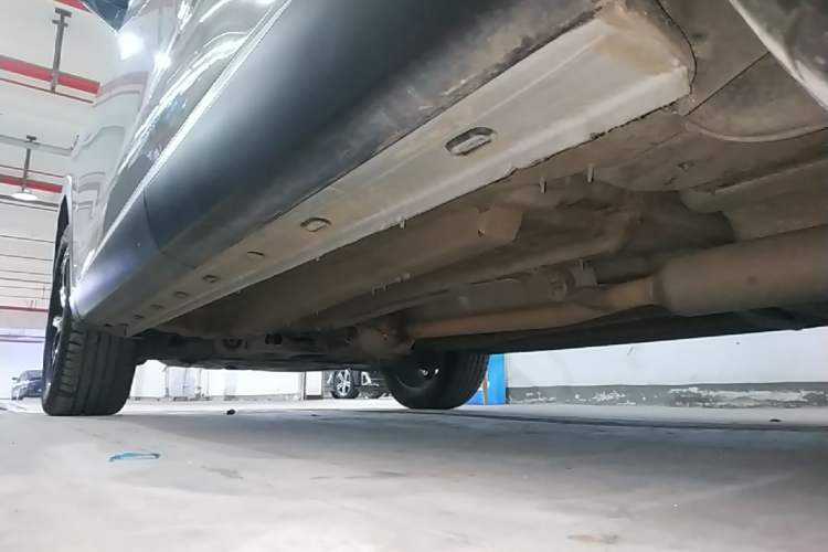 Used EXEED Stellar 2023 400T Two-Wheel Drive Comfort Edition Left Side Sill