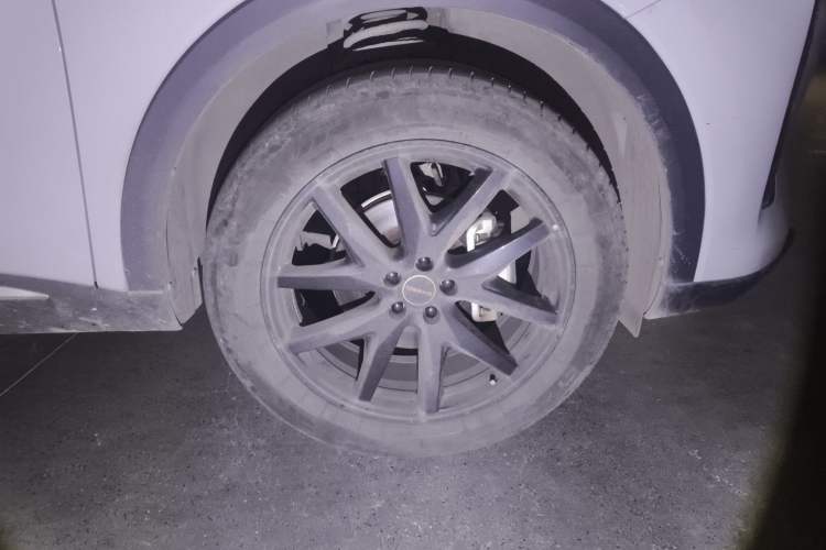 Used EXEED Stellar 2023 400T Four-Wheel Drive Deluxe Edition Right Front Wheel Hub