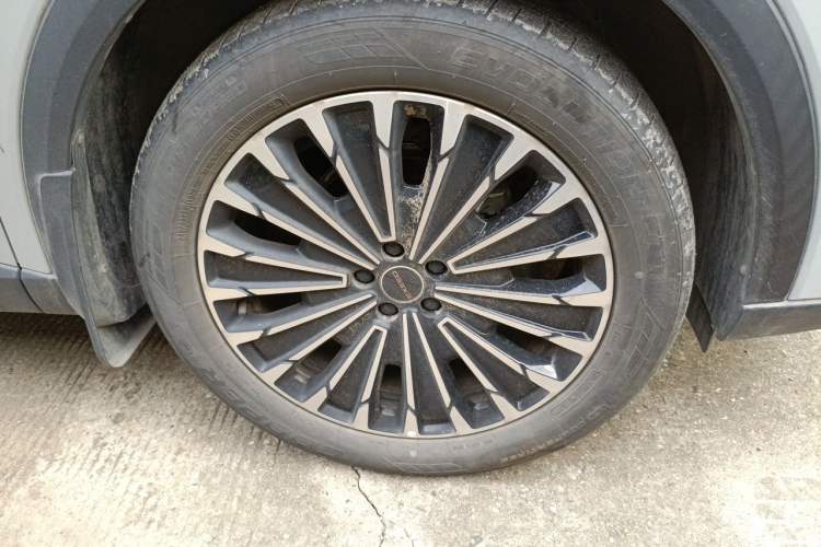 Used EXEED Stellar 2023 400T Two-Wheel Drive Comfort Flyfish Edition Right Front Wheel Hub
