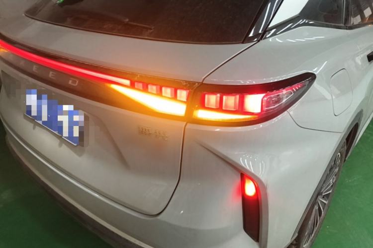 Used EXEED Stellar 2023 400T Four-Wheel Drive Premium Flying Fish Edition Right Rear Taillight