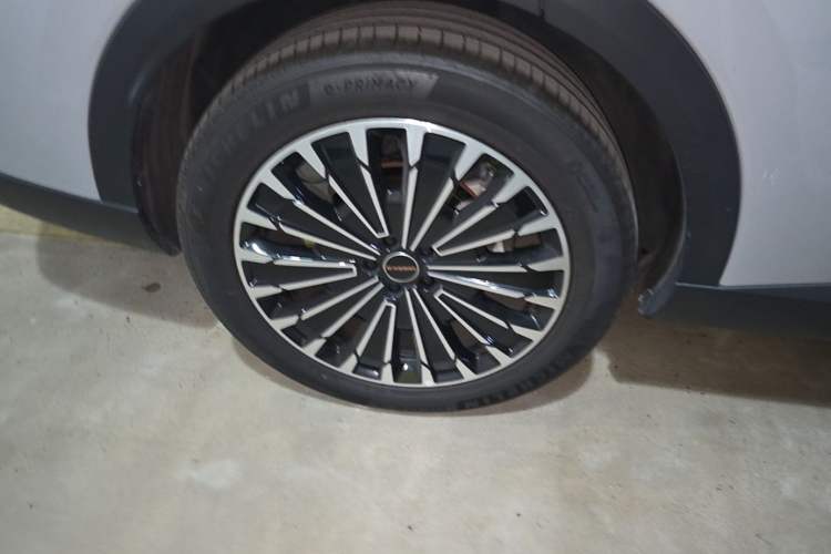 Used EXEED Stellar 2023 400T Four-Wheel Drive Enjoying the Flying Fish Edition Right Rear Wheel Hub