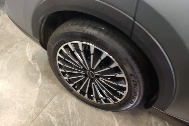 Used EXEED Stellar 2023 400T Four-Wheel Drive Premium Flying Fish Edition Right Rear Wheel Hub