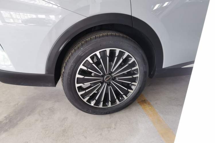 Used EXEED Stellar 2023 400T Two-Wheel Drive Comfort Flyfish Edition Right Rear Wheel Hub