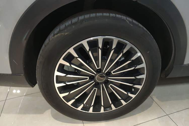 Used EXEED Stellar 2023 400T Four-Wheel Drive Premium Flying Fish Edition Right Rear Wheel Hub
