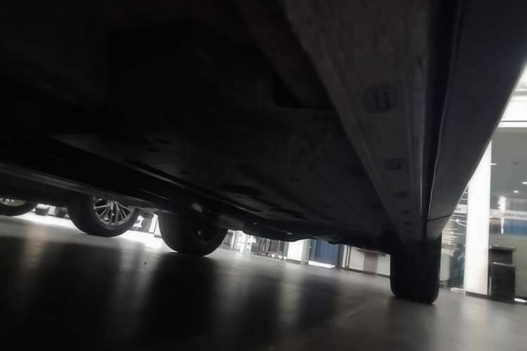Used EXEED Stellar 2023 400T Four-Wheel Drive Luxury Edition Right Side Sill