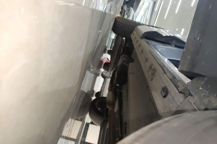 Used EXEED Stellar 2023 400T Four-Wheel Drive Premium Flying Fish Edition Right Side Sill
