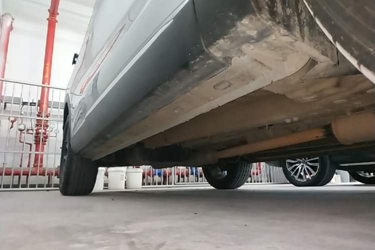 Used EXEED Stellar 2023 400T Two-Wheel Drive Comfort Edition Right Side Sill