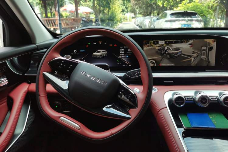 Used EXEED Stellar 2023 400T Four-Wheel Drive Premium Flying Fish Edition Steering Wheel