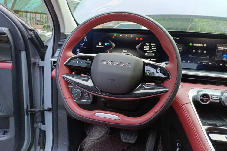 Used EXEED Stellar 2023 400T Two-Wheel Drive Comfort Flyfish Edition Steering Wheel