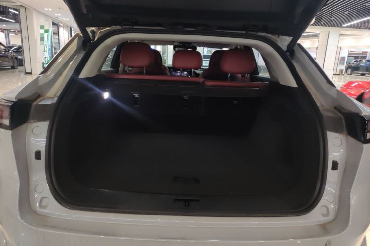 Used EXEED Stellar 2023 400T Four-Wheel Drive Premium Flying Fish Edition Trunk