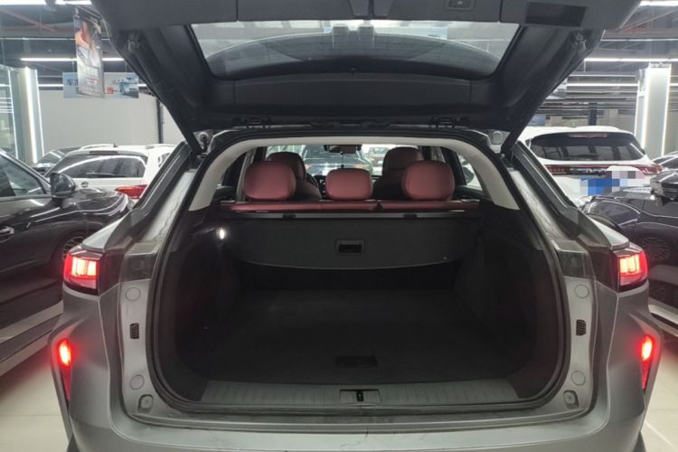 Used EXEED Stellar 2023 400T Two-Wheel Drive Comfort Flyfish Edition Trunk
