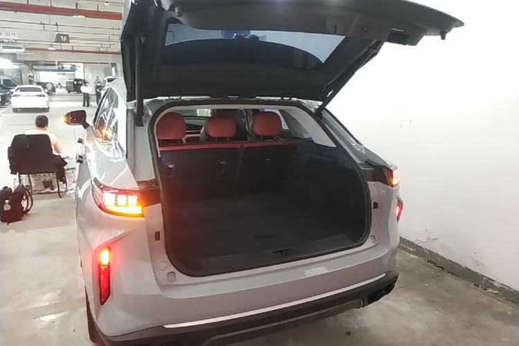 Used EXEED Stellar 2023 400T Two-Wheel Drive Comfort Edition Trunk