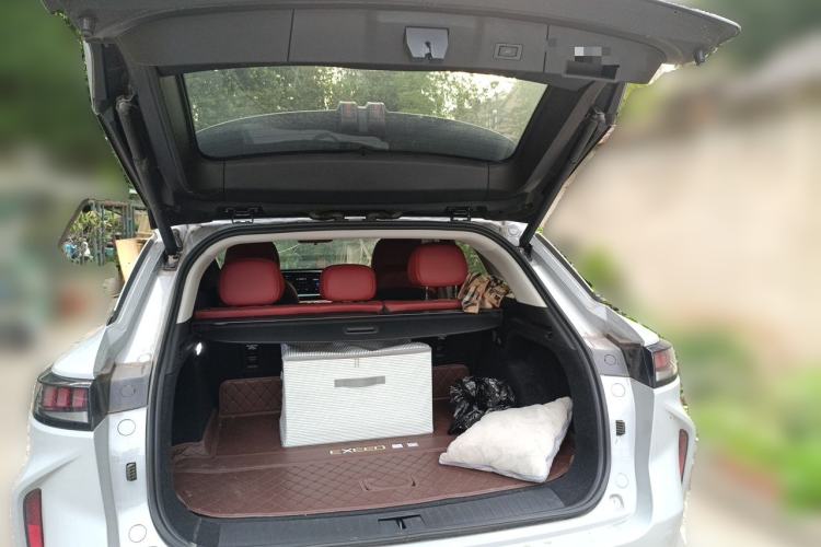 Used EXEED Stellar 2023 400T Two-Wheel Drive Comfort Flyfish Edition Trunk