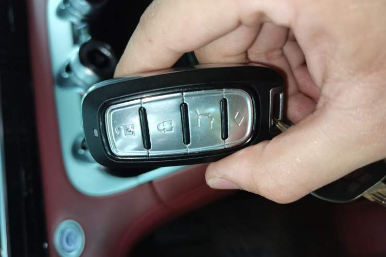 Used EXEED Stellar 2023 400T Four-Wheel Drive Deluxe Edition Vehicle Key