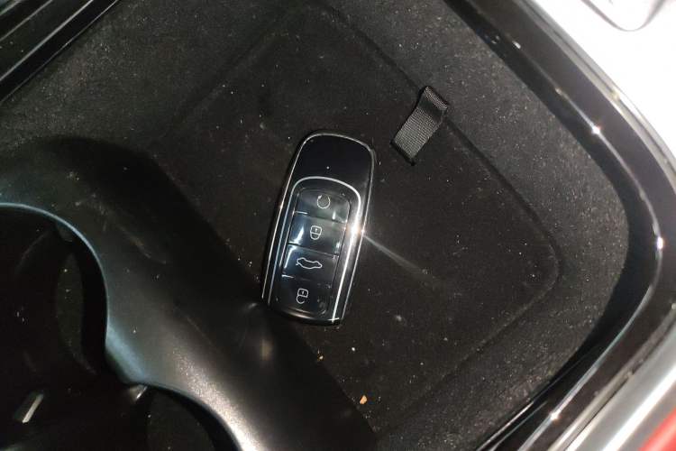 Used EXEED Stellar 2023 400T Four-Wheel Drive Premium Flying Fish Edition Vehicle Key