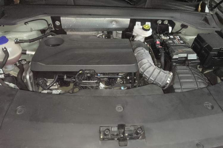 Used EXEED Stellar 2023 400T Four-Wheel Drive Deluxe Edition Engine Bay