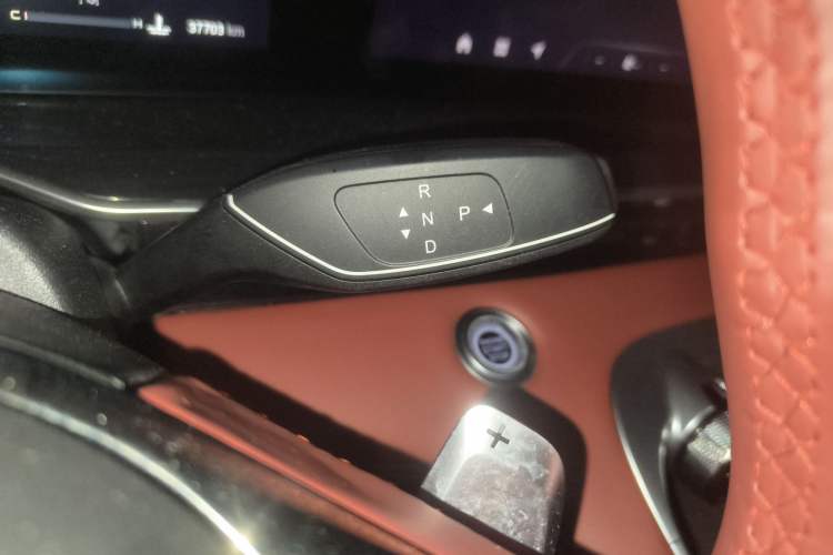 Used EXEED Stellar 2023 400T Four-Wheel Drive Deluxe Edition Gear Lever