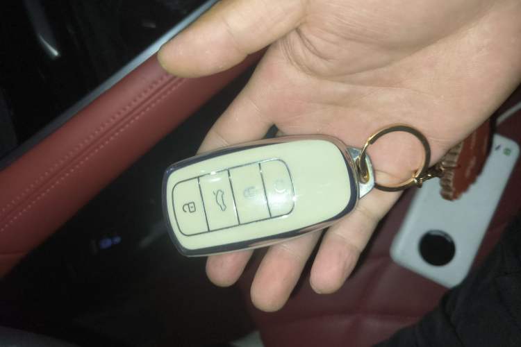 Used EXEED Stellar 2023 400T Four-Wheel Drive Deluxe Edition Vehicle Key