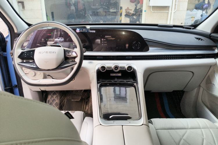 Used EXEED Stellar 2023 400T Four-Wheel Drive Luxury Edition Center Console