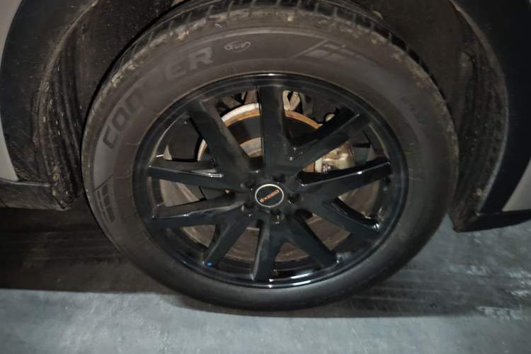 Used EXEED Stellar 2023 400T Two-Wheel Drive Comfort Edition Right Front Wheel Hub