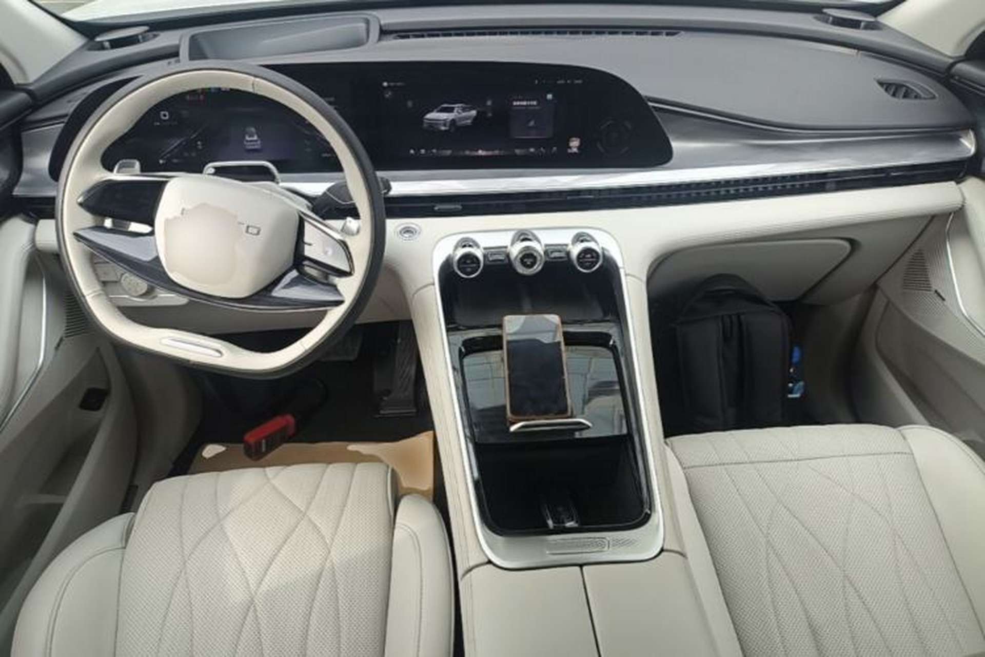 Used EXEED Stellar 2023 400T Four-Wheel Drive Luxury Edition Center Console