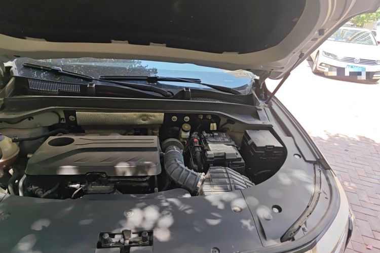 Used EXEED Stellar 2023 400T Two-Wheel Drive Comfort Edition Engine Bay Left