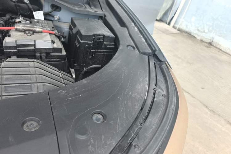 Used EXEED Stellar 2023 400T Four-Wheel Drive Deluxe Edition Engine Bay Left