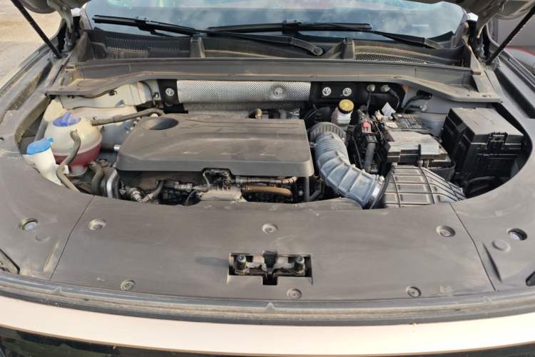 Used EXEED Stellar 2023 400T Two-Wheel Drive Comfort Flyfish Edition Engine Bay