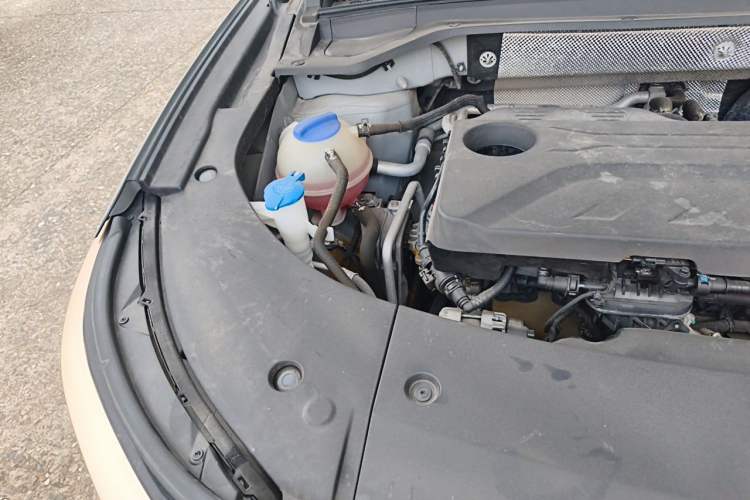 Used EXEED Stellar 2023 400T Two-Wheel Drive Comfort Edition Engine Bay Right