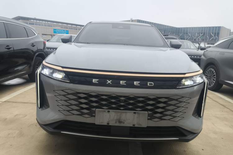 Used EXEED Stellar 2023 400T Two-Wheel Drive Comfort Flyfish Edition Exterior 1