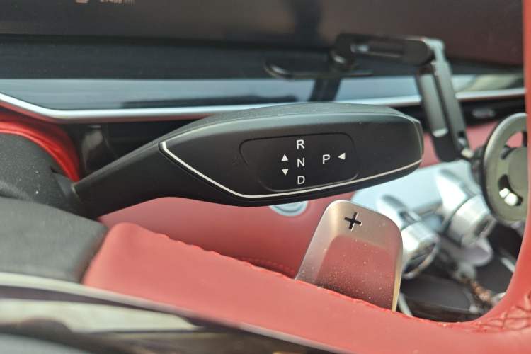 Used EXEED Stellar 2023 400T Four-Wheel Drive Luxury Edition Gear Lever