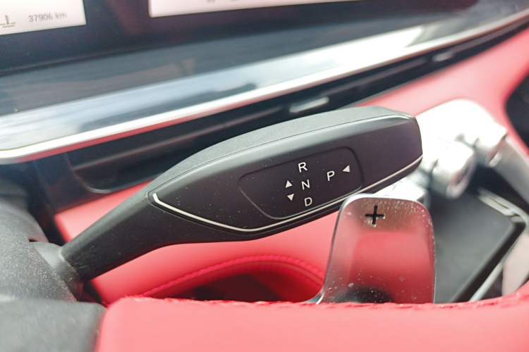 Used EXEED Stellar 2023 400T Two-Wheel Drive Comfort Edition Gear Lever