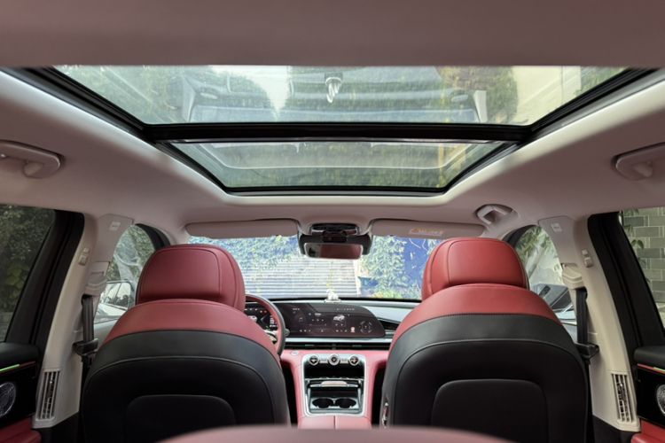 Used EXEED Stellar 2023 400T Four-Wheel Drive Deluxe Flying Fish Edition Headliner