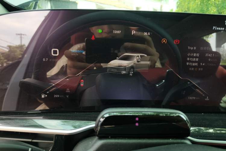 Used EXEED Stellar 2023 400T Two-Wheel Drive Comfort Flyfish Edition Instrument Cluster