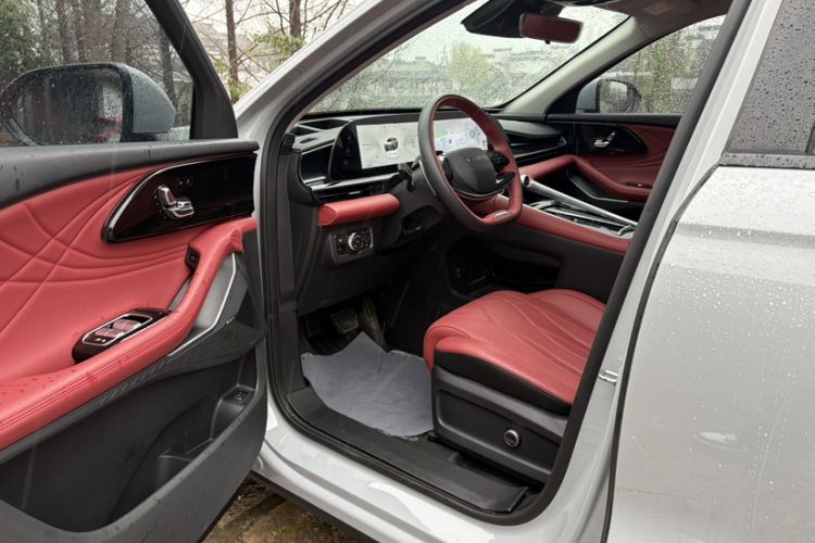 Used EXEED Stellar 2023 400T Four-Wheel Drive Deluxe Edition Interior 3