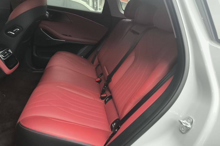 Used EXEED Stellar 2023 400T Two-Wheel Drive Comfort Flyfish Edition Interior 4