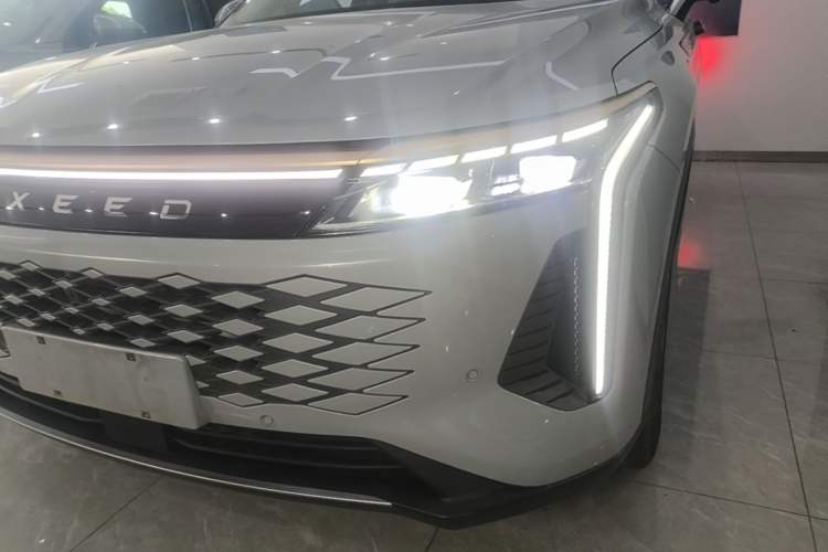 Used EXEED Stellar 2023 400T Four-Wheel Drive Luxury Edition Left Front Headlight