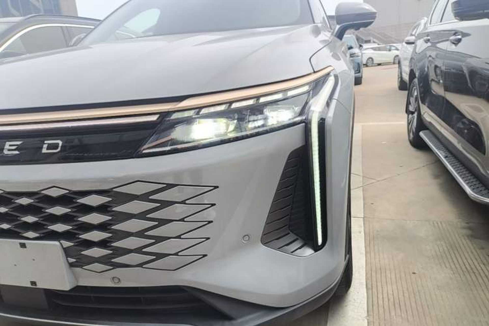 Used EXEED Stellar 2023 400T Four-Wheel Drive Luxury Edition Left Front Headlight