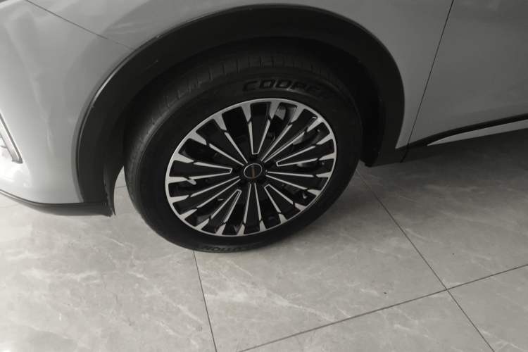 Used EXEED Stellar 2023 400T Two-Wheel Drive Comfort Edition Left Front Wheel Hub