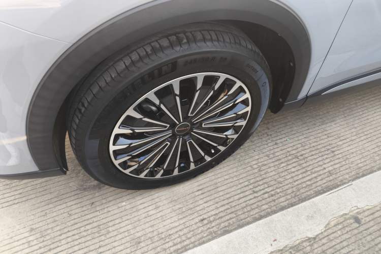 Used EXEED Stellar 2023 400T Four-Wheel Drive Luxury Edition Left Front Wheel Hub