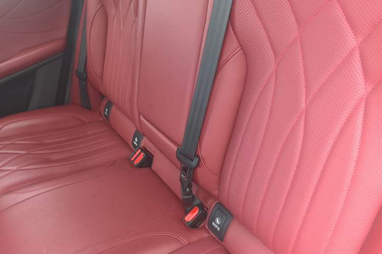 Used EXEED Stellar 2023 400T Four-Wheel Drive Deluxe Edition Left Rear Seat