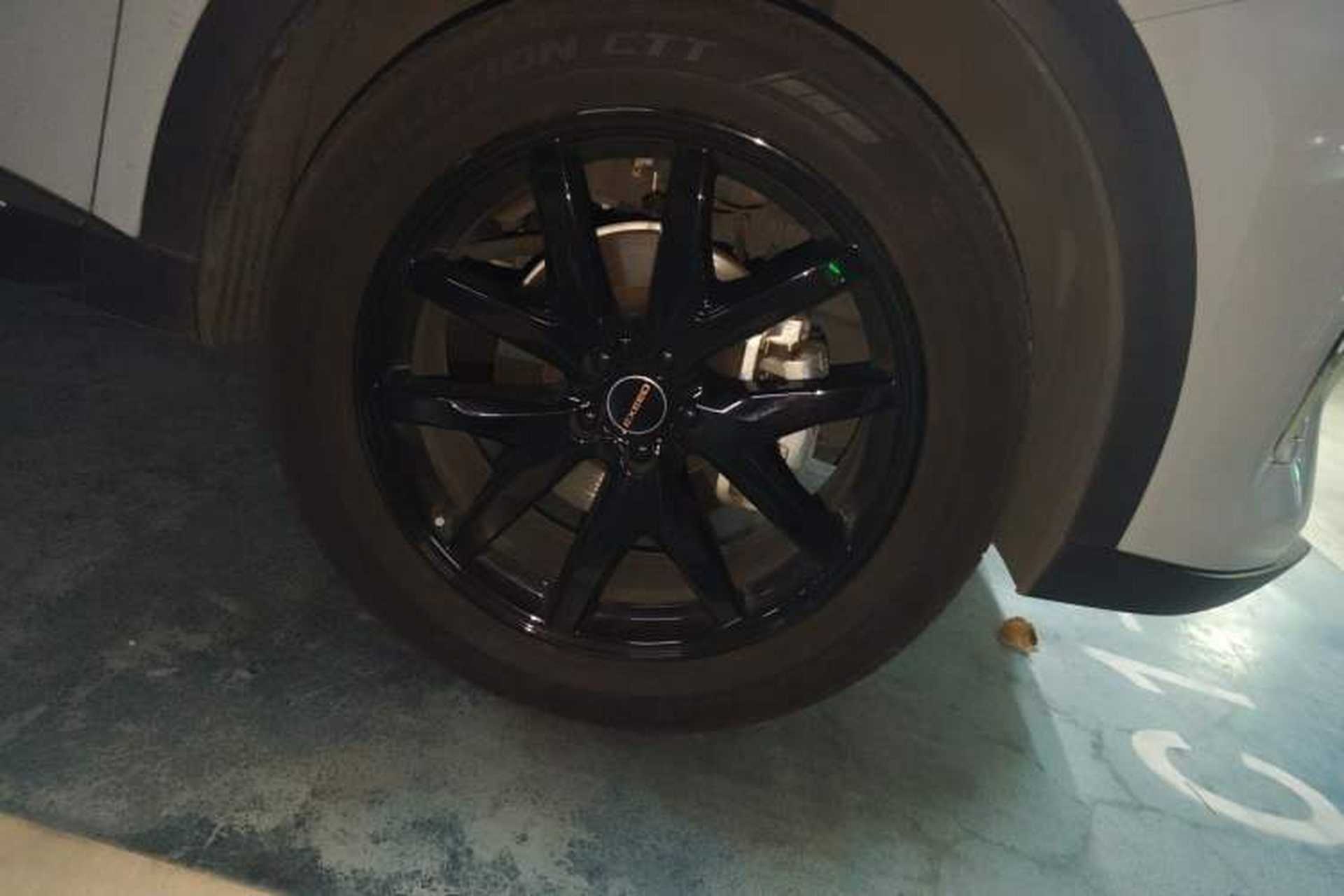 Used EXEED Stellar 2023 400T Four-Wheel Drive Deluxe Edition Right Front Wheel Hub