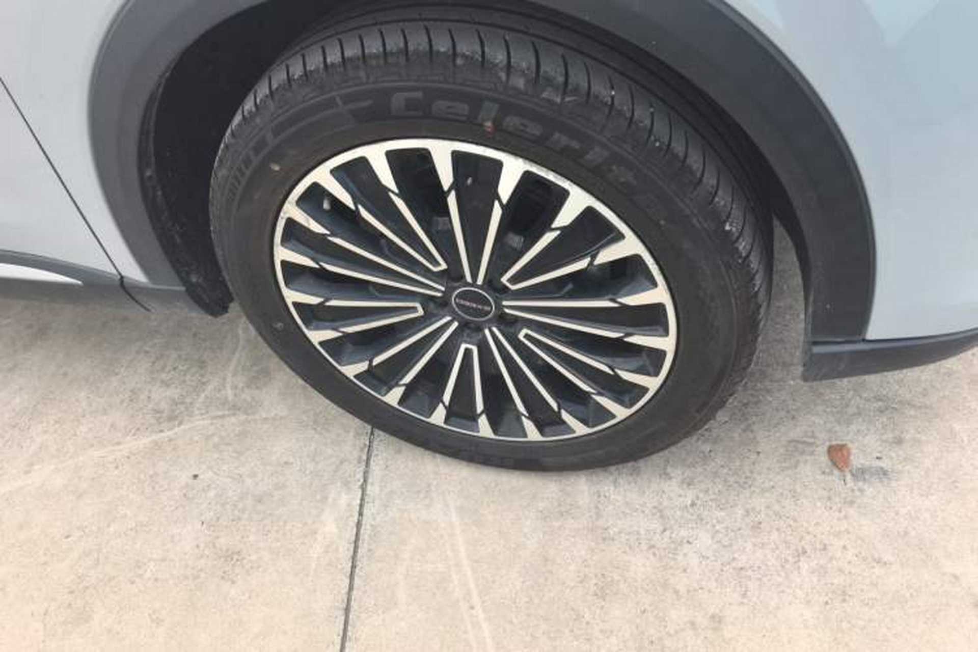 Used EXEED Stellar 2023 400T Four-Wheel Drive Deluxe Edition Right Front Wheel Hub