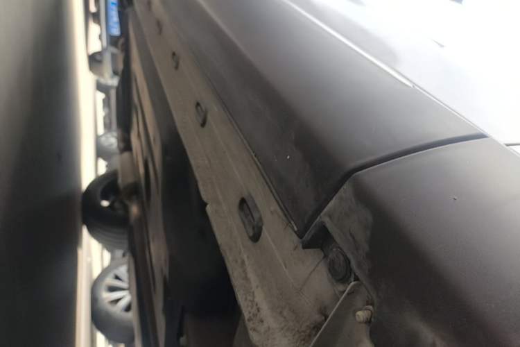Used EXEED Stellar 2023 400T Four-Wheel Drive Luxury Edition Right Side Sill