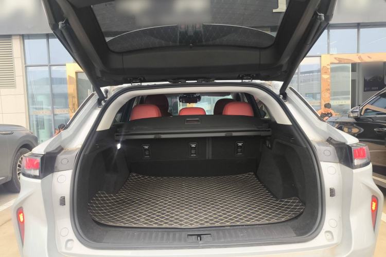 Used EXEED Stellar 2023 400T Two-Wheel Drive Comfort Flyfish Edition Trunk
