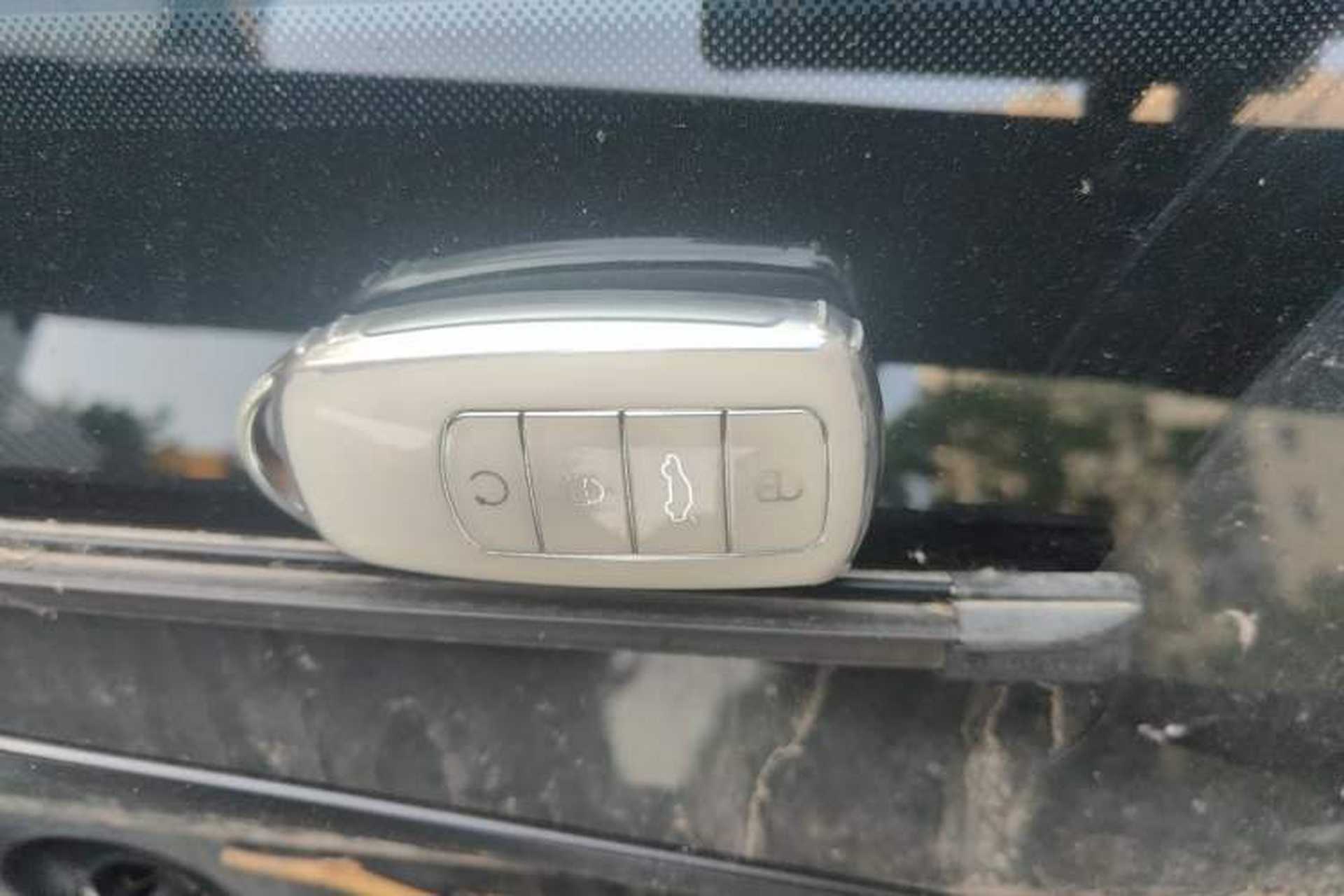 Used EXEED Stellar 2023 400T Four-Wheel Drive Deluxe Edition Vehicle Key