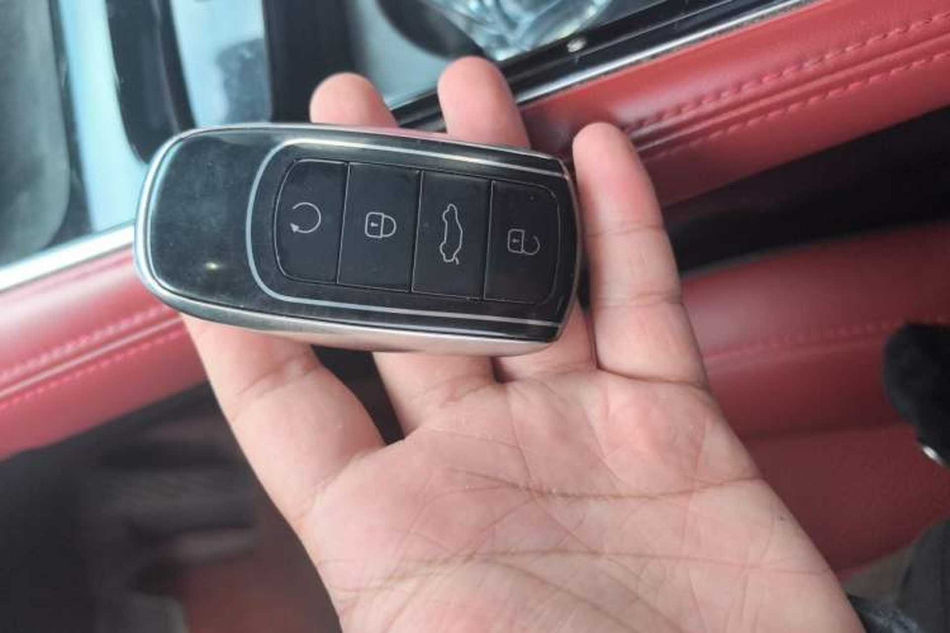 Used EXEED Stellar 2023 400T Four-Wheel Drive Deluxe Edition Vehicle Key